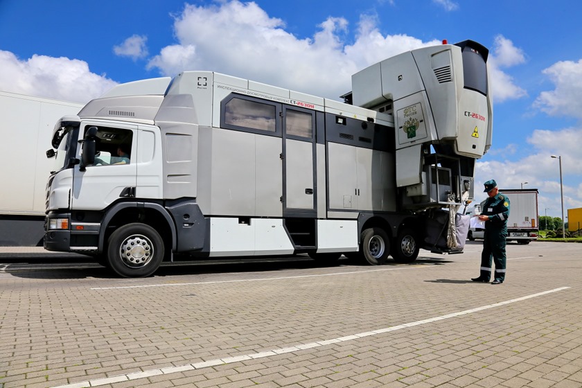 В Калининграде выезда в Литву ожидает 60 грузовиков