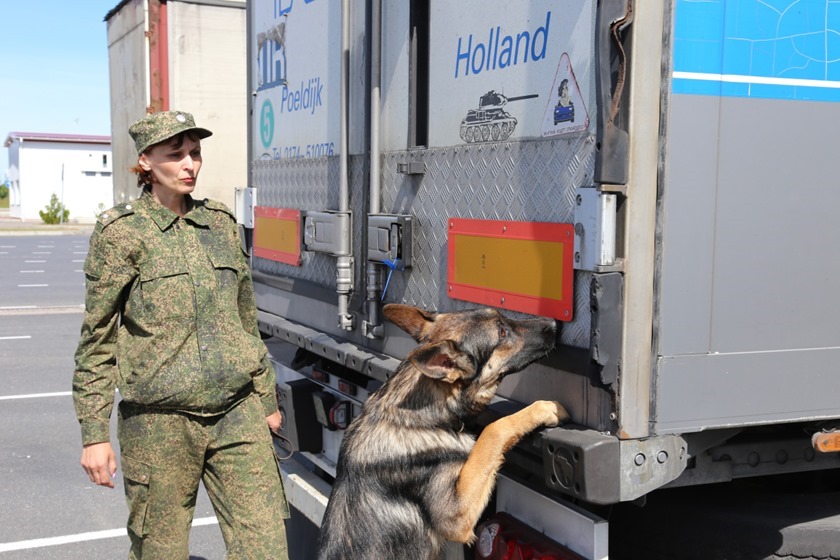 На территорию Калининградской области из Польши и Литвы прибыло 132 грузовика