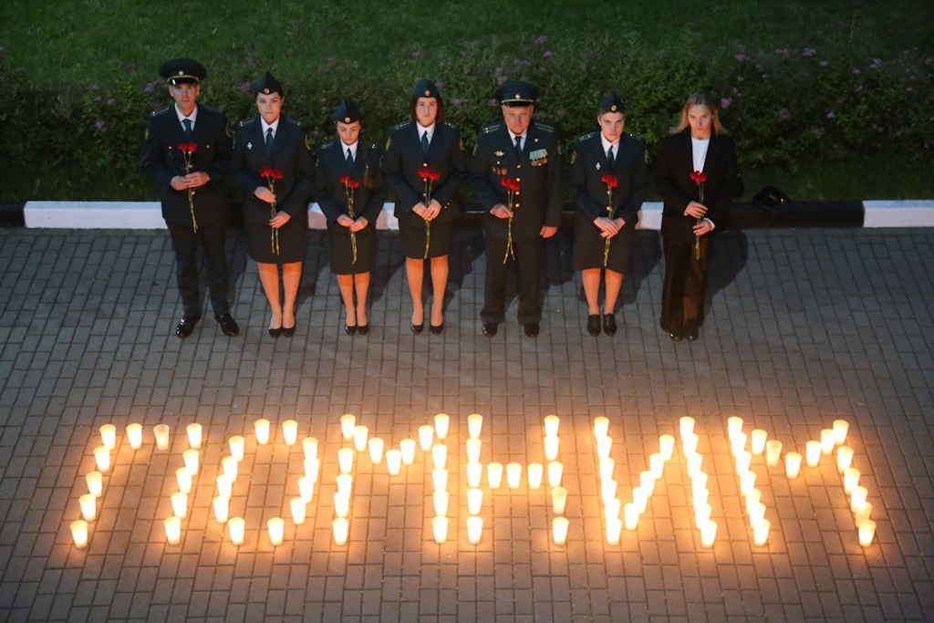 Калининградские таможенники почтили память героев Великой Отечественной войны
