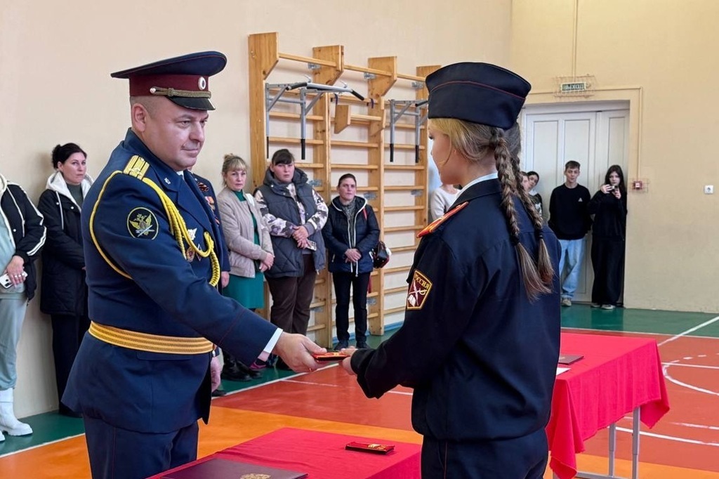 В Свободненской школе приняли присягу новые кадеты УФСИН В Свободненской школе приняли присягу новые кадеты УФСИН