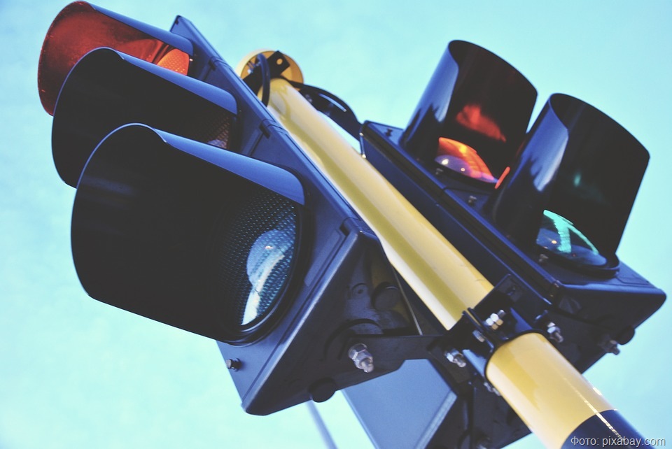 traffic-light-1360645_960_720