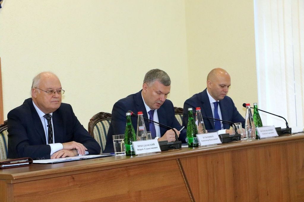 В Калининграде обсудили борьбу с терроризмом в интернете